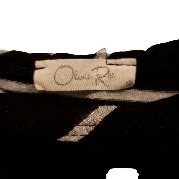 Olivia Ral Womens Sz L Black Gray Striped Short Sleeve Blouse - Picture 2 of 8